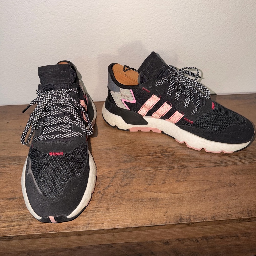**SOLD** Adidas Black and Pink Nite Joggers